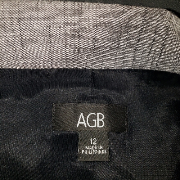 AGB Short Sleeve Blazer Top - Picture 7 of 8